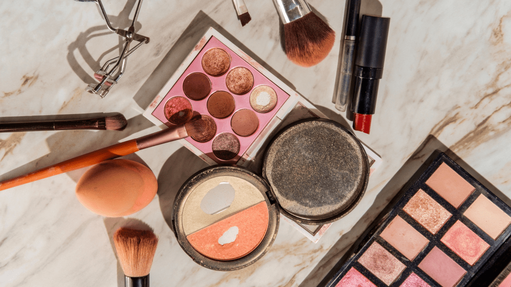 What is “Underconsumption Core”: A New Beauty Movement on TikTok Amidst the Cost of Living&nbsp;Crisis